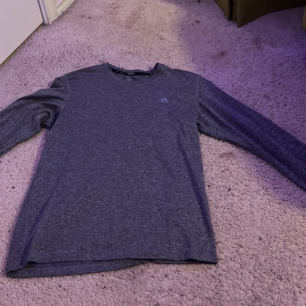 athletic long sleeve